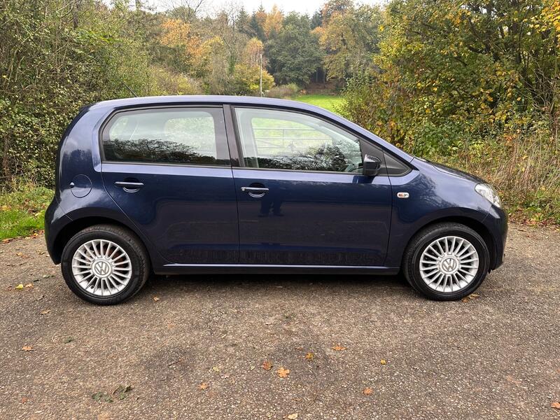 VOLKSWAGEN UP