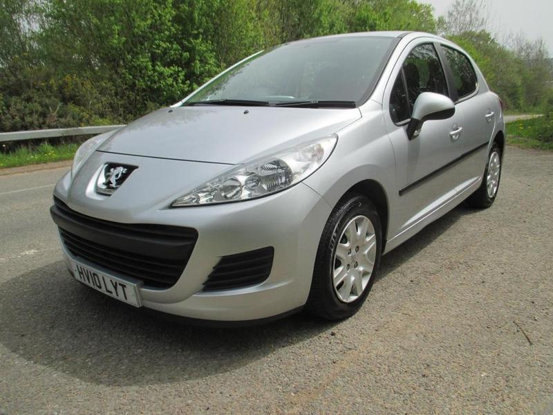 PEUGEOT 207