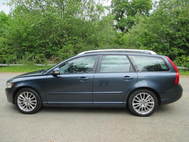 VOLVO V50