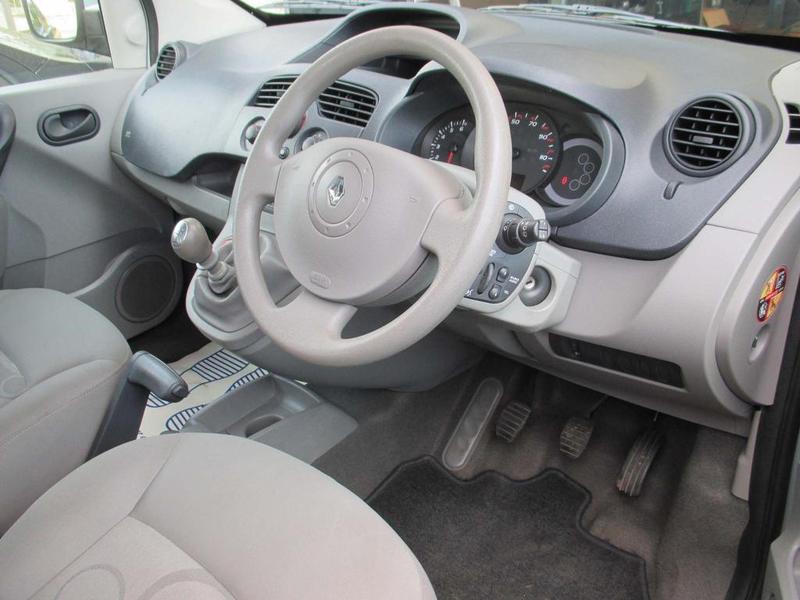 RENAULT KANGOO