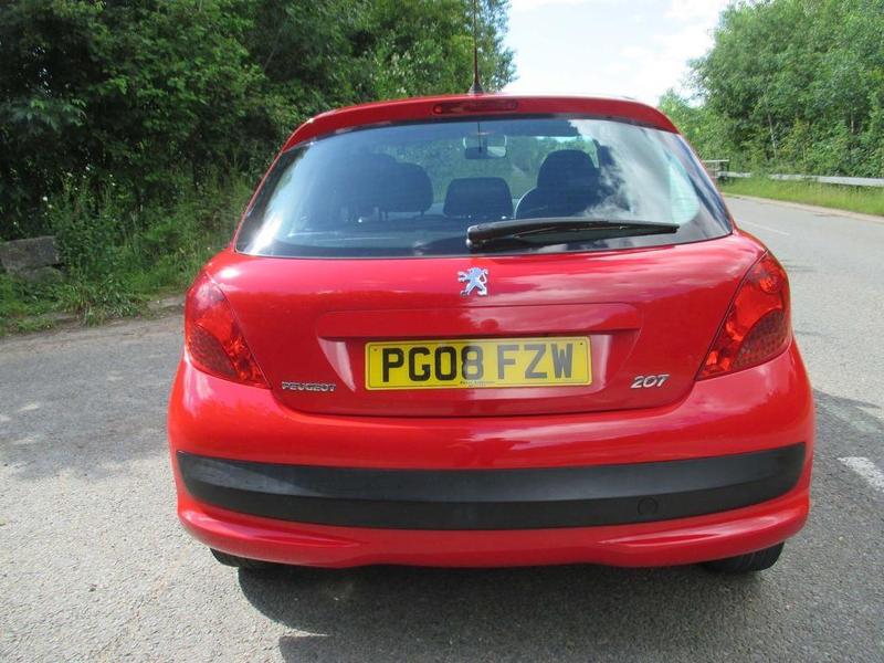 PEUGEOT 207