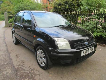 FORD FUSION 1.6 2 5dr