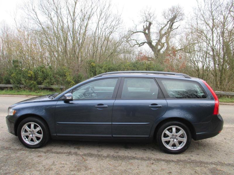 VOLVO V50