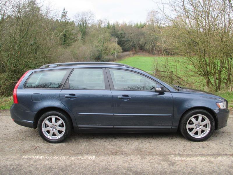 VOLVO V50