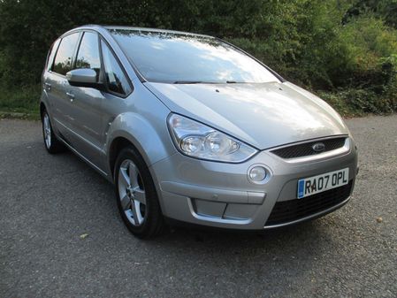 FORD S-MAX 2.0 Titanium 5dr