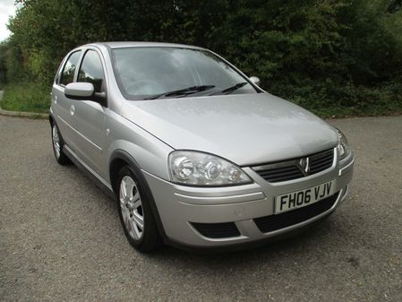 VAUXHALL CORSA 1.4 i 16v Active 5dr