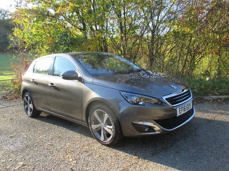 PEUGEOT 308 1.2 PureTech Allure (s/s) 5dr