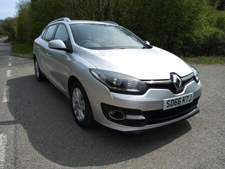 RENAULT MEGANE 1.5 dCi Expression + Sport Tourer ss 5dr