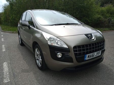 PEUGEOT 3008 1.6 e-HDi FAP Sport EGC 5dr